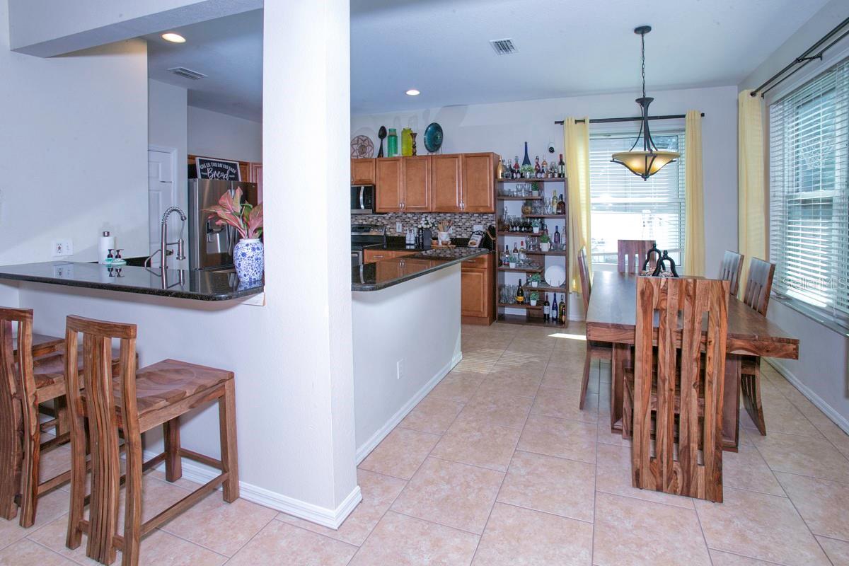 Image 15 of 36 For 208 36th Street Ne