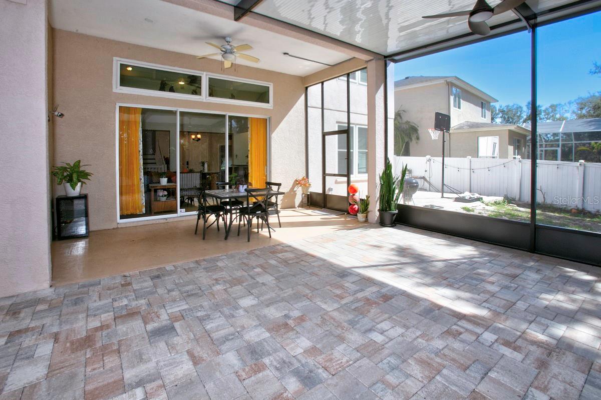 Image 7 of 36 For 208 36th Street Ne