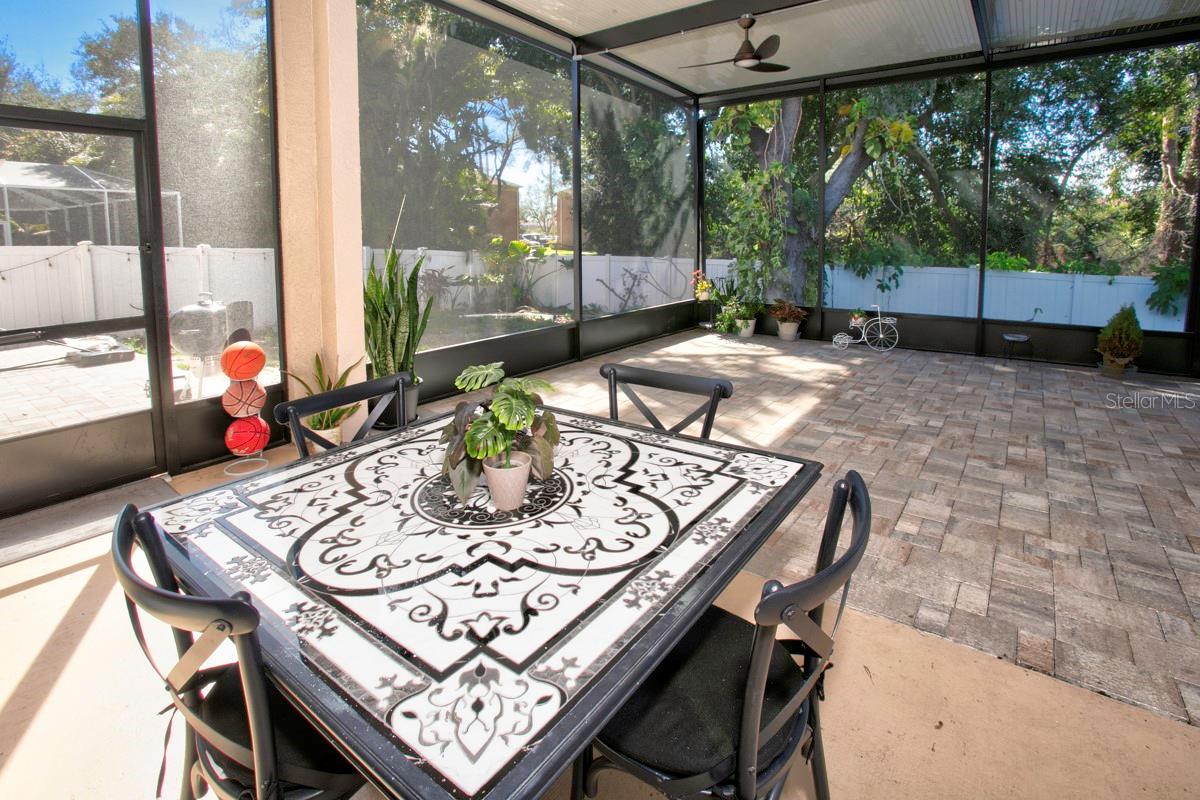 Image 9 of 36 For 208 36th Street Ne