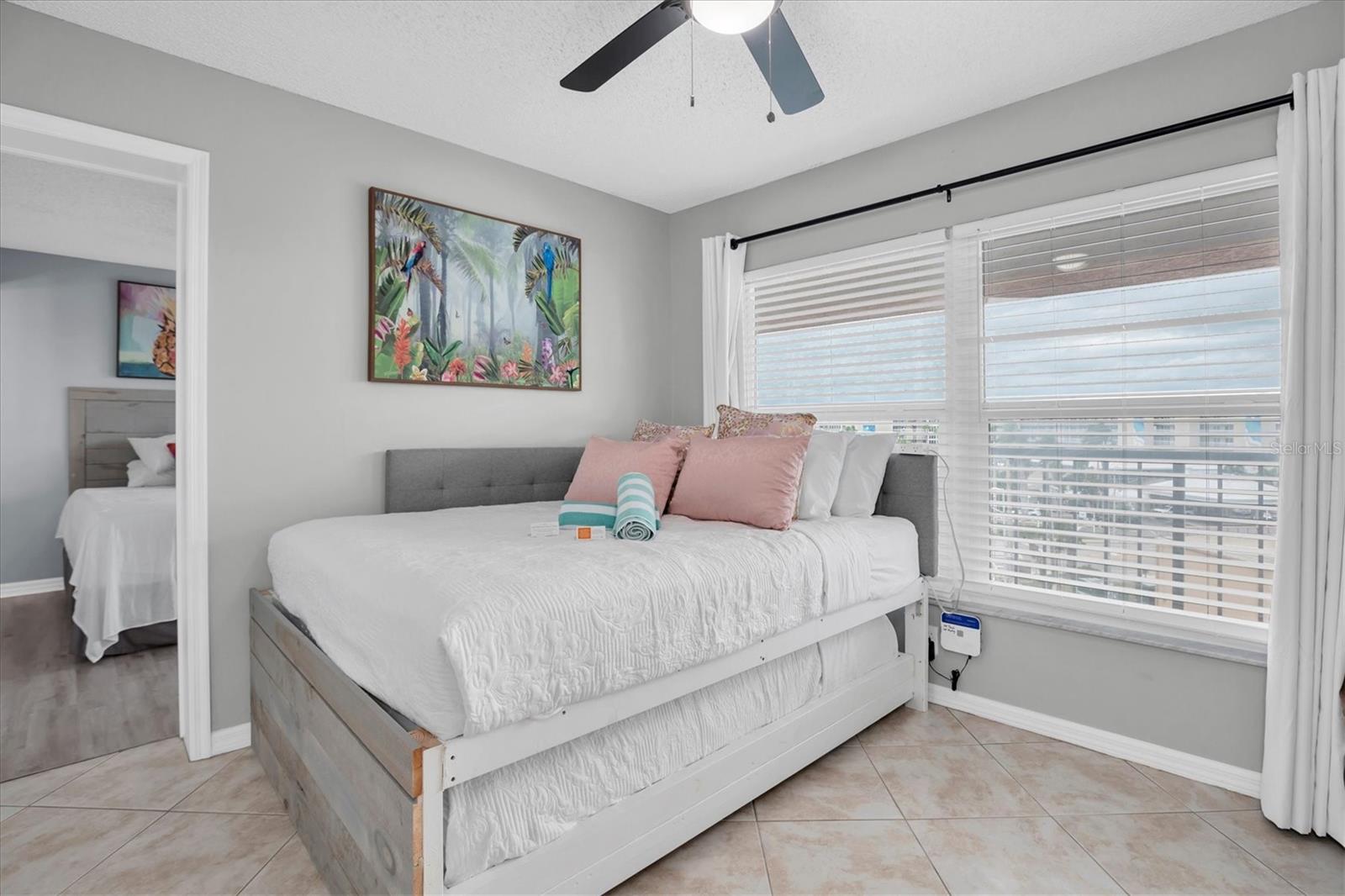 Image 27 of 42 For 5445 Gulf Boulevard Ph1