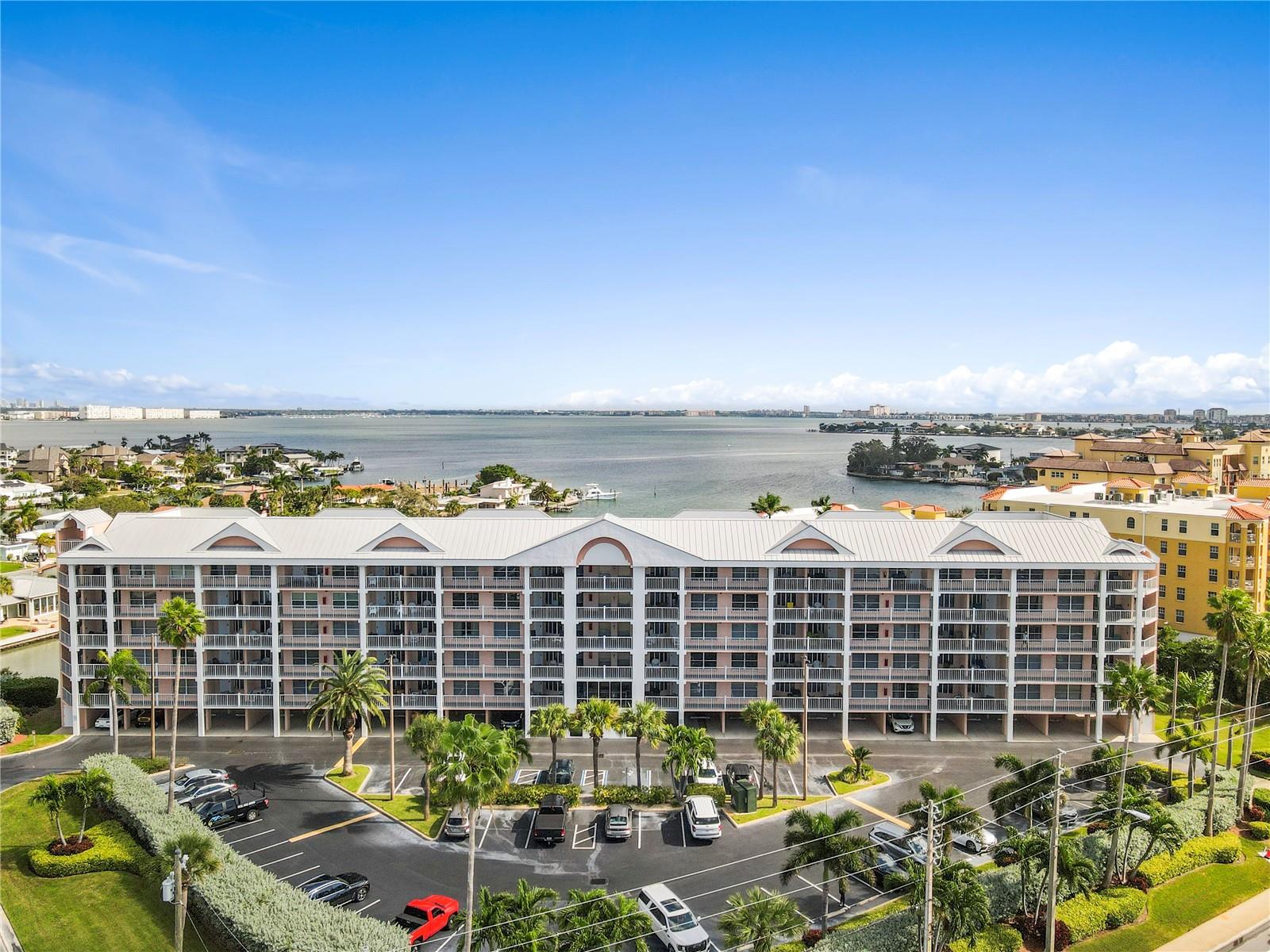 Image 30 of 42 For 5445 Gulf Boulevard Ph1