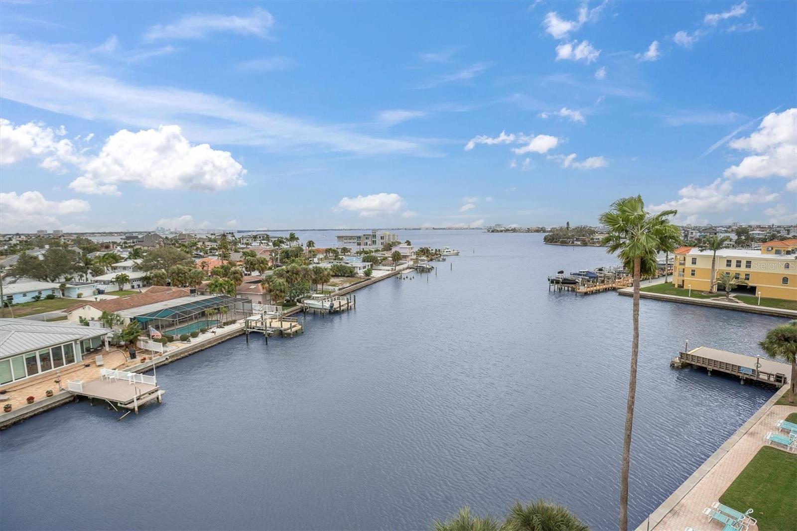 Image 36 of 42 For 5445 Gulf Boulevard Ph1