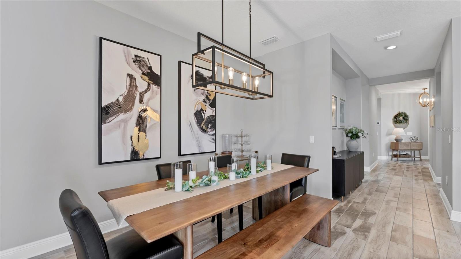 Image 23 of 72 For 12949 True Blue Circle