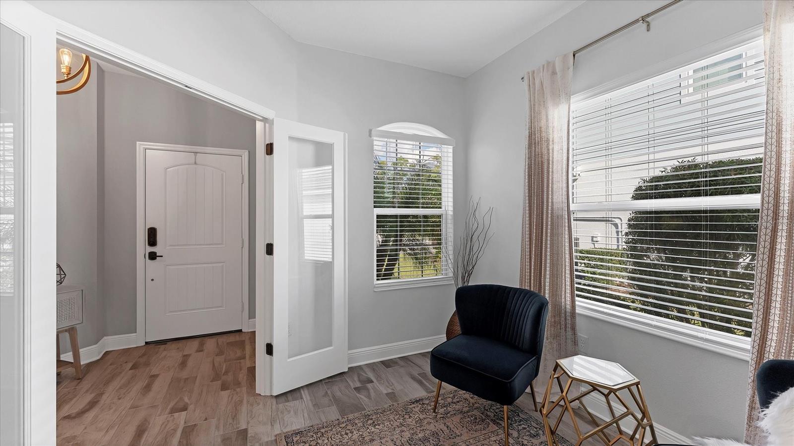 Image 37 of 72 For 12949 True Blue Circle