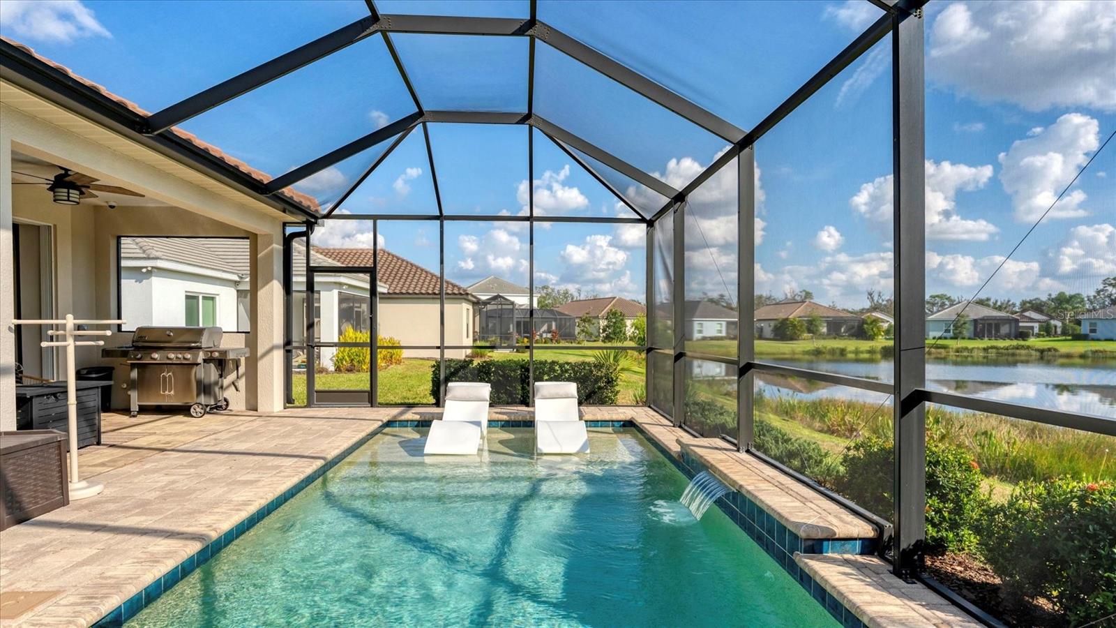 Image 42 of 72 For 12949 True Blue Circle