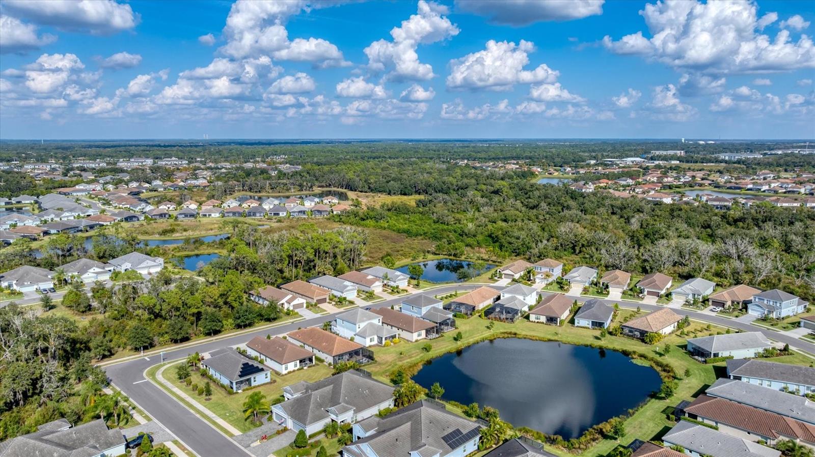 Image 49 of 72 For 12949 True Blue Circle