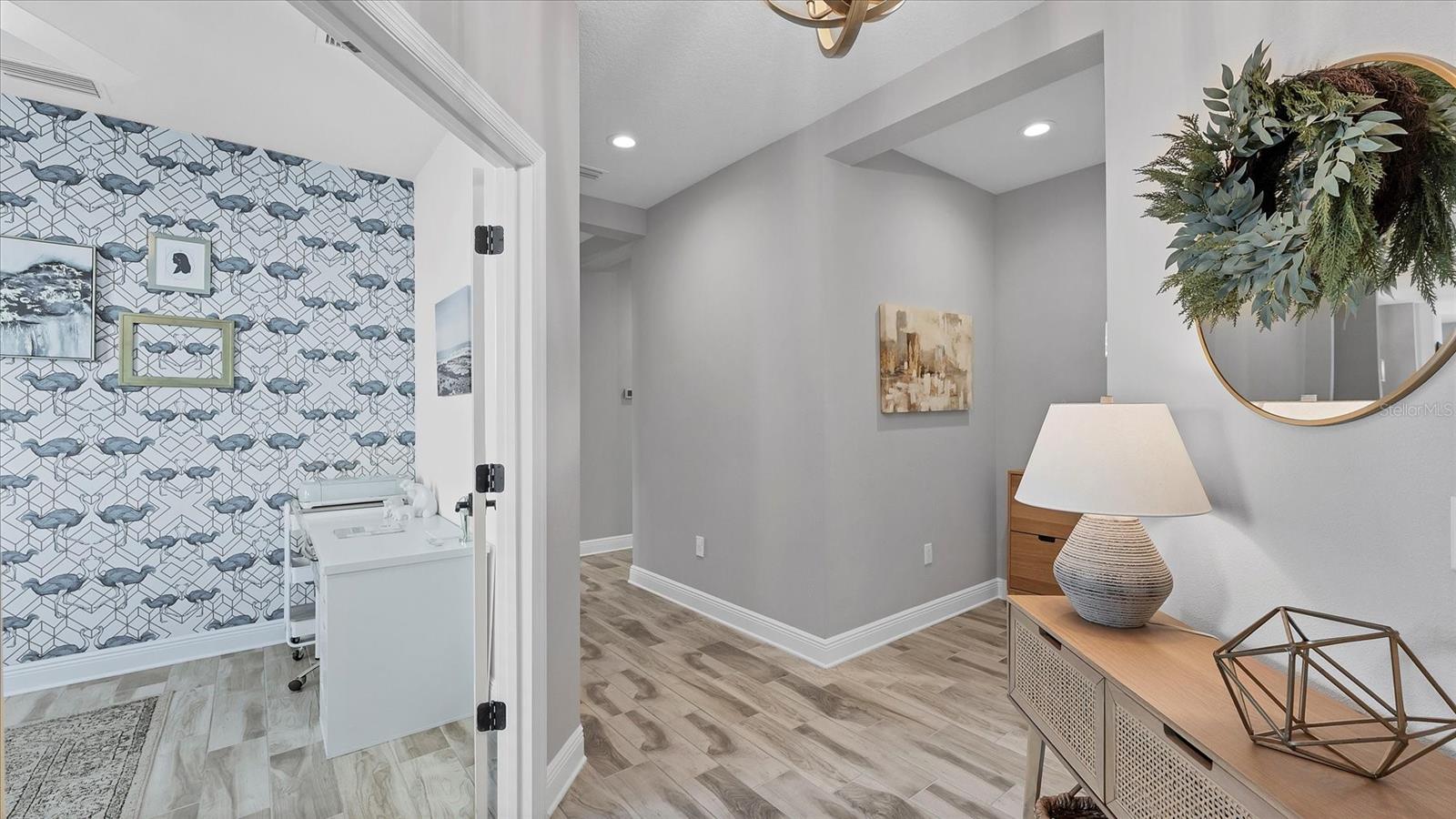 Image 6 of 72 For 12949 True Blue Circle