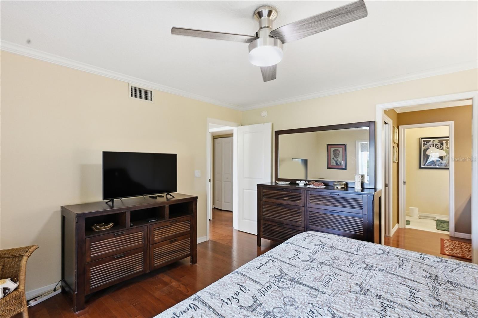 Image 10 of 55 For 321 108th Street W 120