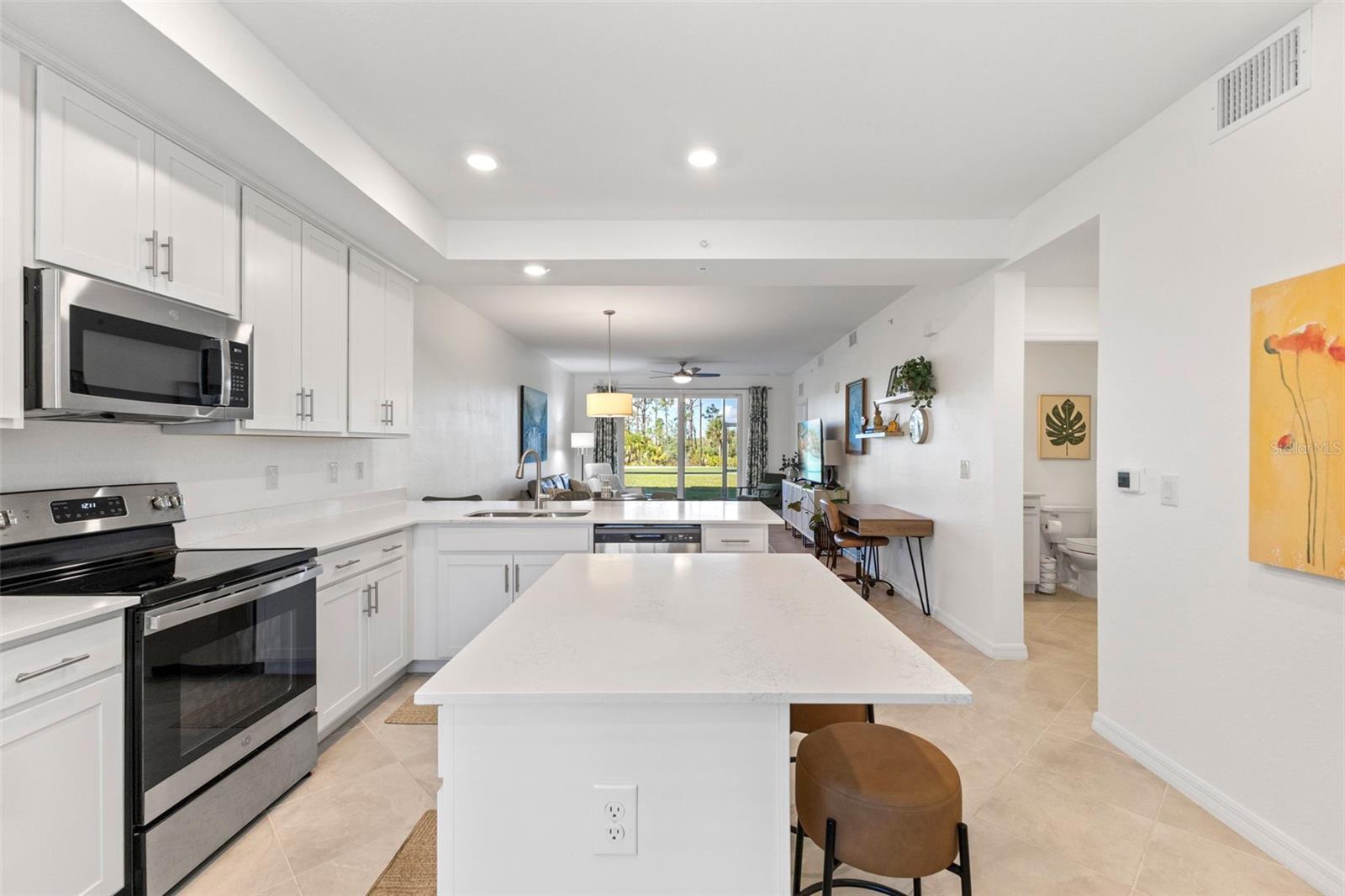 Image 13 of 48 For 12240 Wellen Golf Street 104