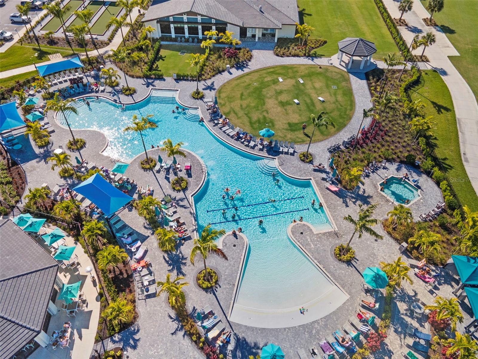 Image 33 of 48 For 12240 Wellen Golf Street 104