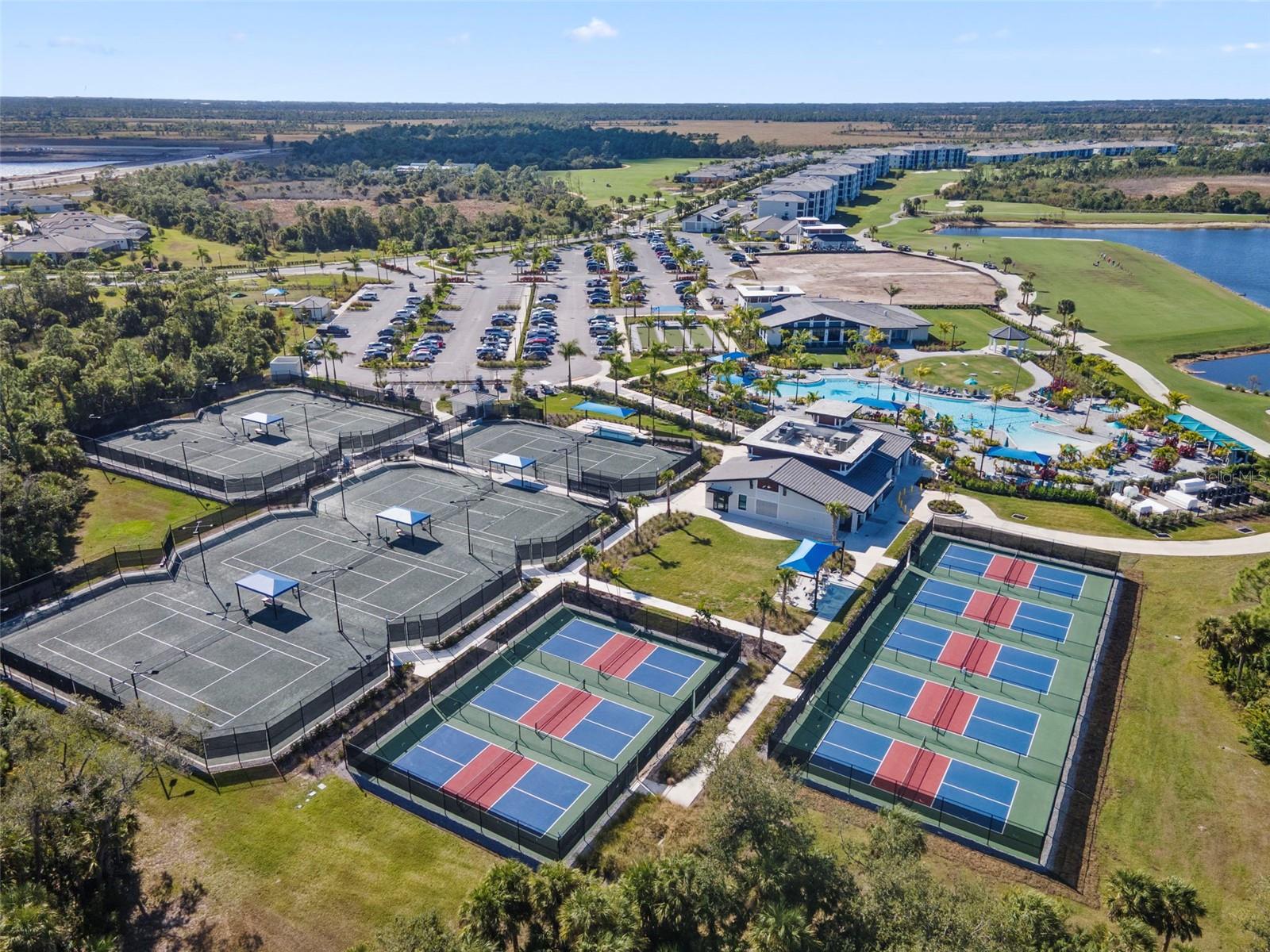 Image 36 of 48 For 12240 Wellen Golf Street 104