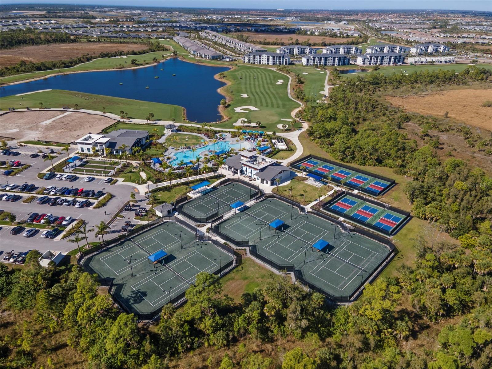 Image 38 of 48 For 12240 Wellen Golf Street 104