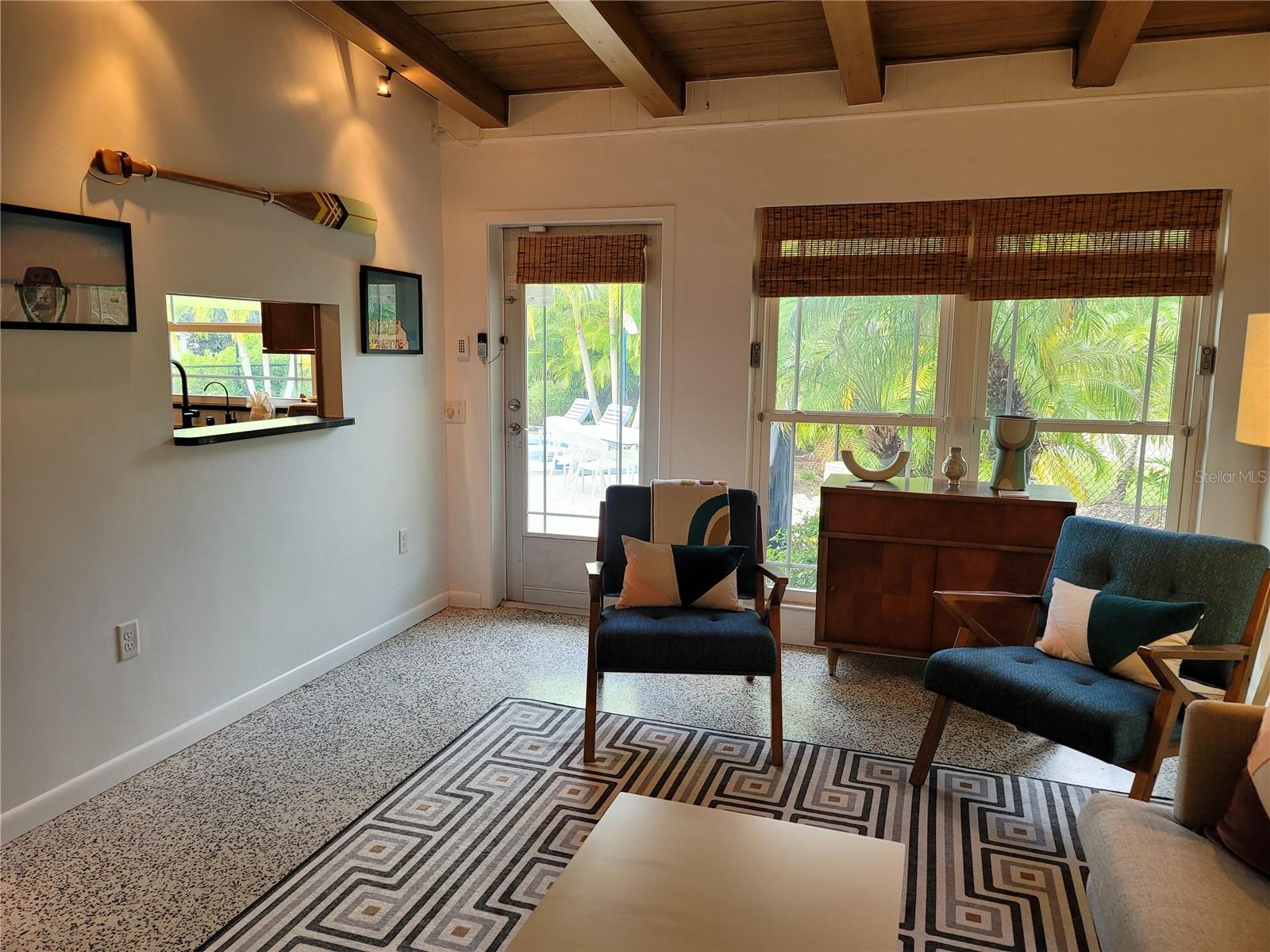 Image 13 of 34 For 8010 Marina Drive