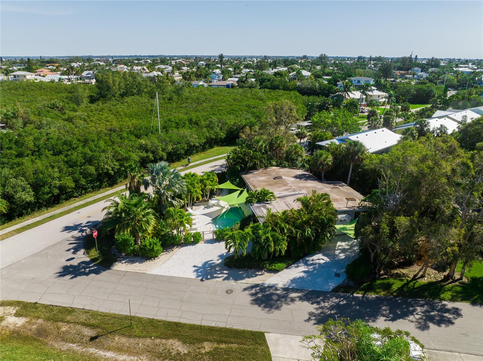 Image 30 of 34 For 8010 Marina Drive