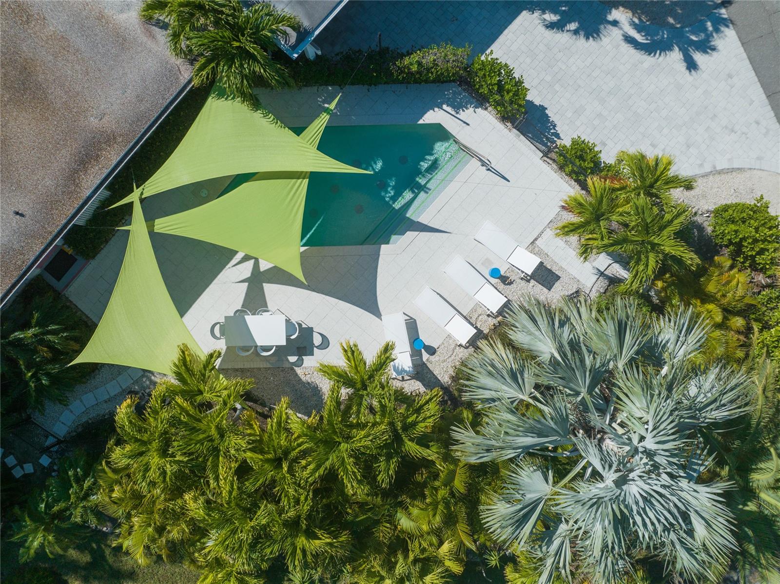 Image 4 of 34 For 8010 Marina Drive