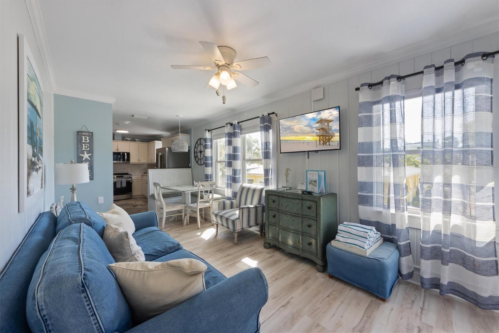 Image 12 of 36 For 110 Oak Avenue A