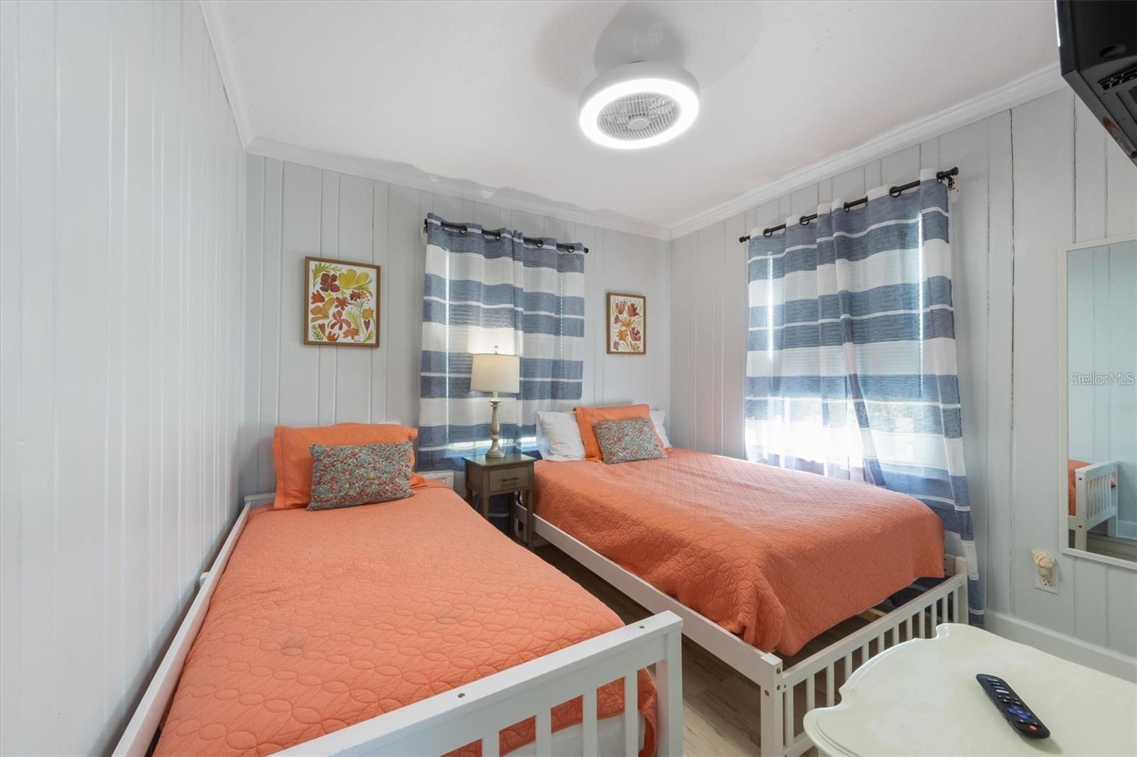 Image 18 of 36 For 110 Oak Avenue A