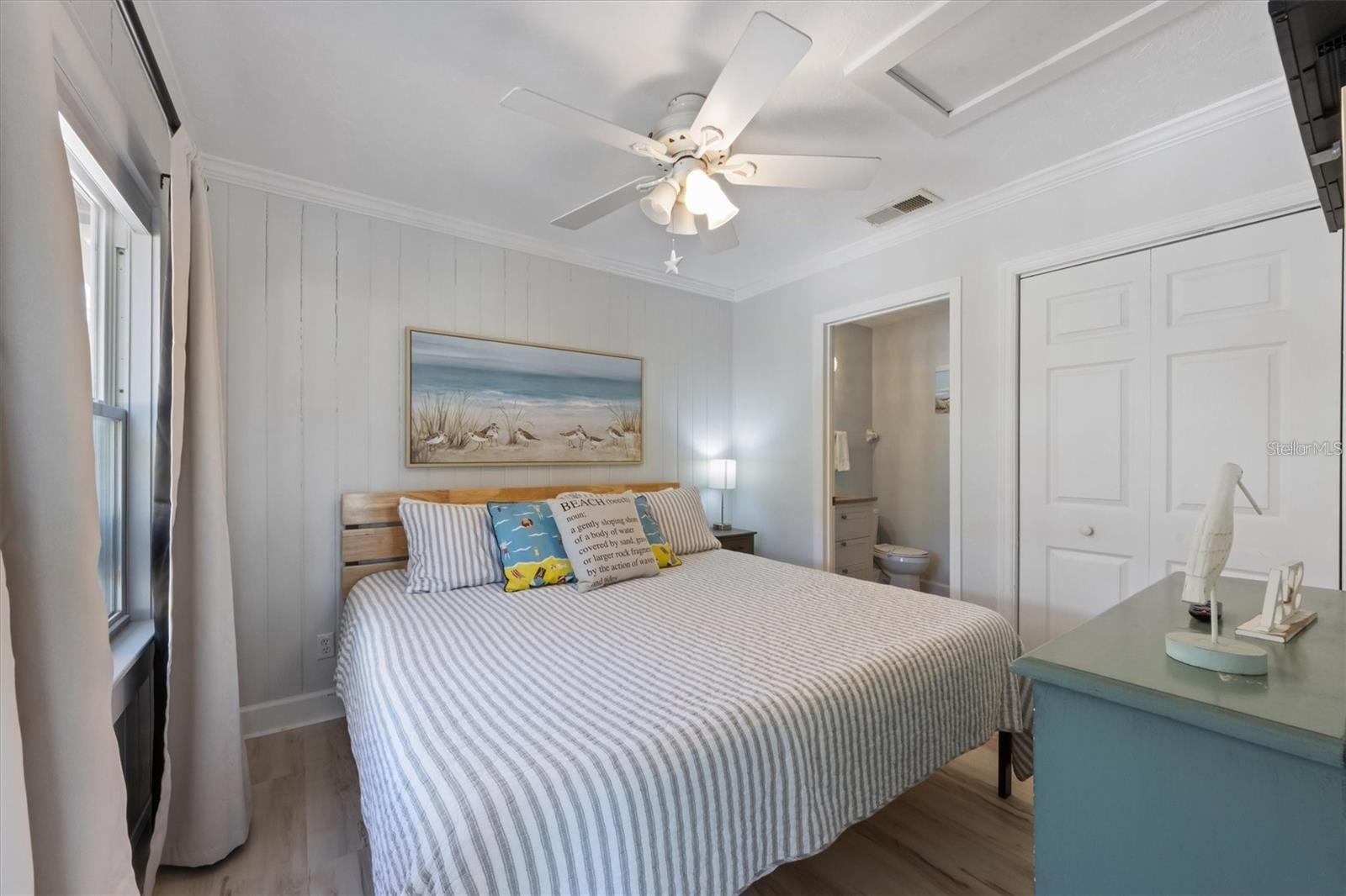 Image 20 of 36 For 110 Oak Avenue A