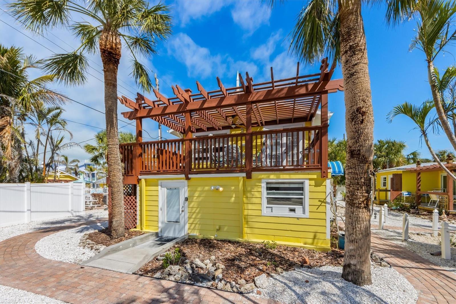 Image 3 of 36 For 110 Oak Avenue A