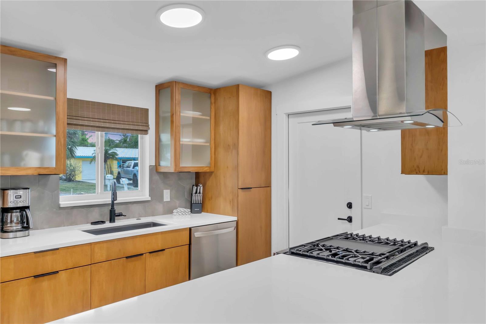 Image 14 of 37 For 306 66th Street