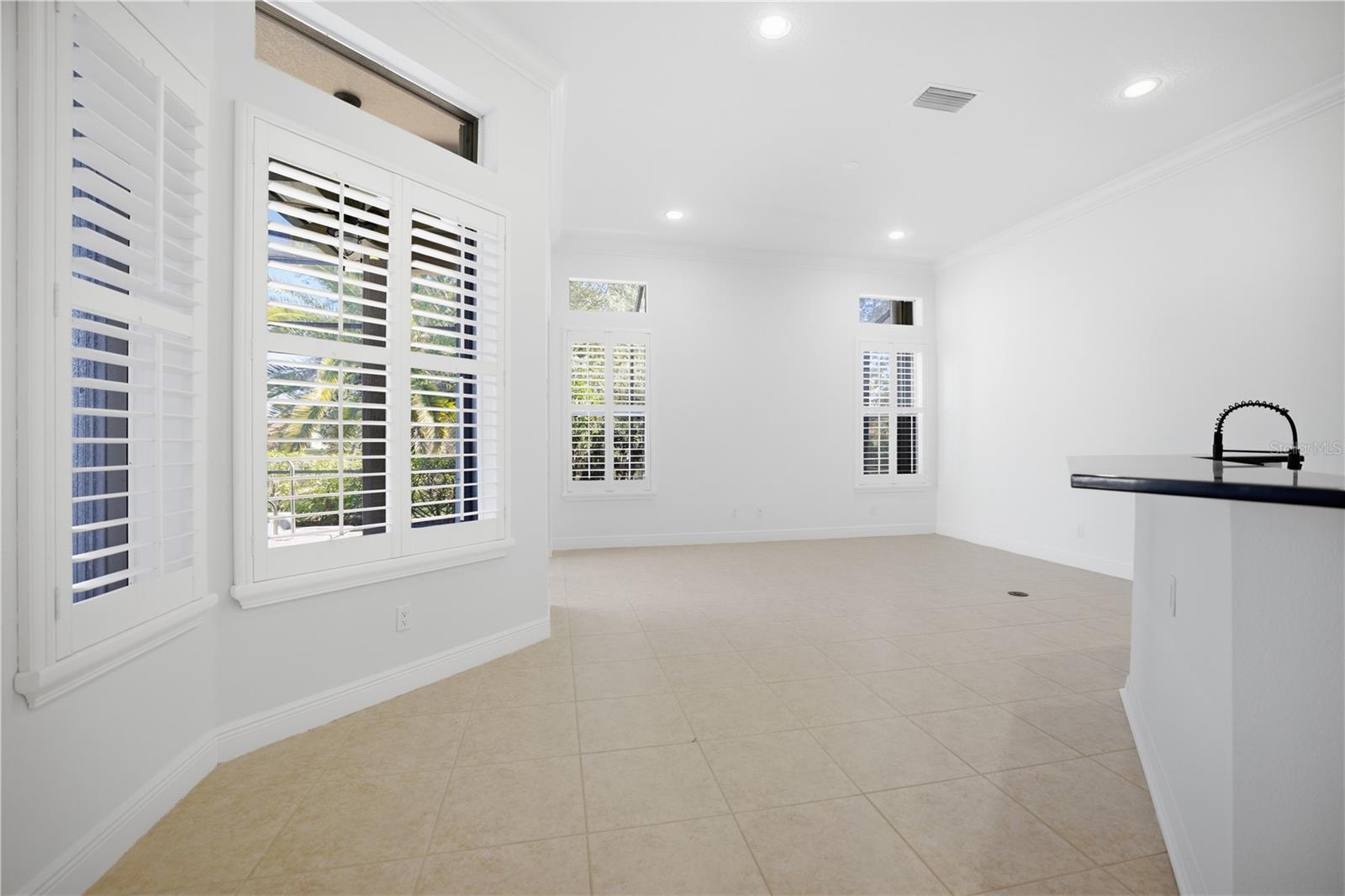 Image 10 of 45 For 6507 41st Court E