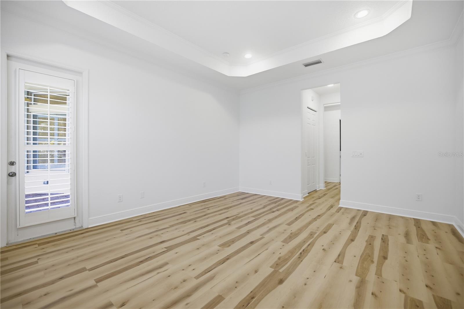 Image 17 of 45 For 6507 41st Court E