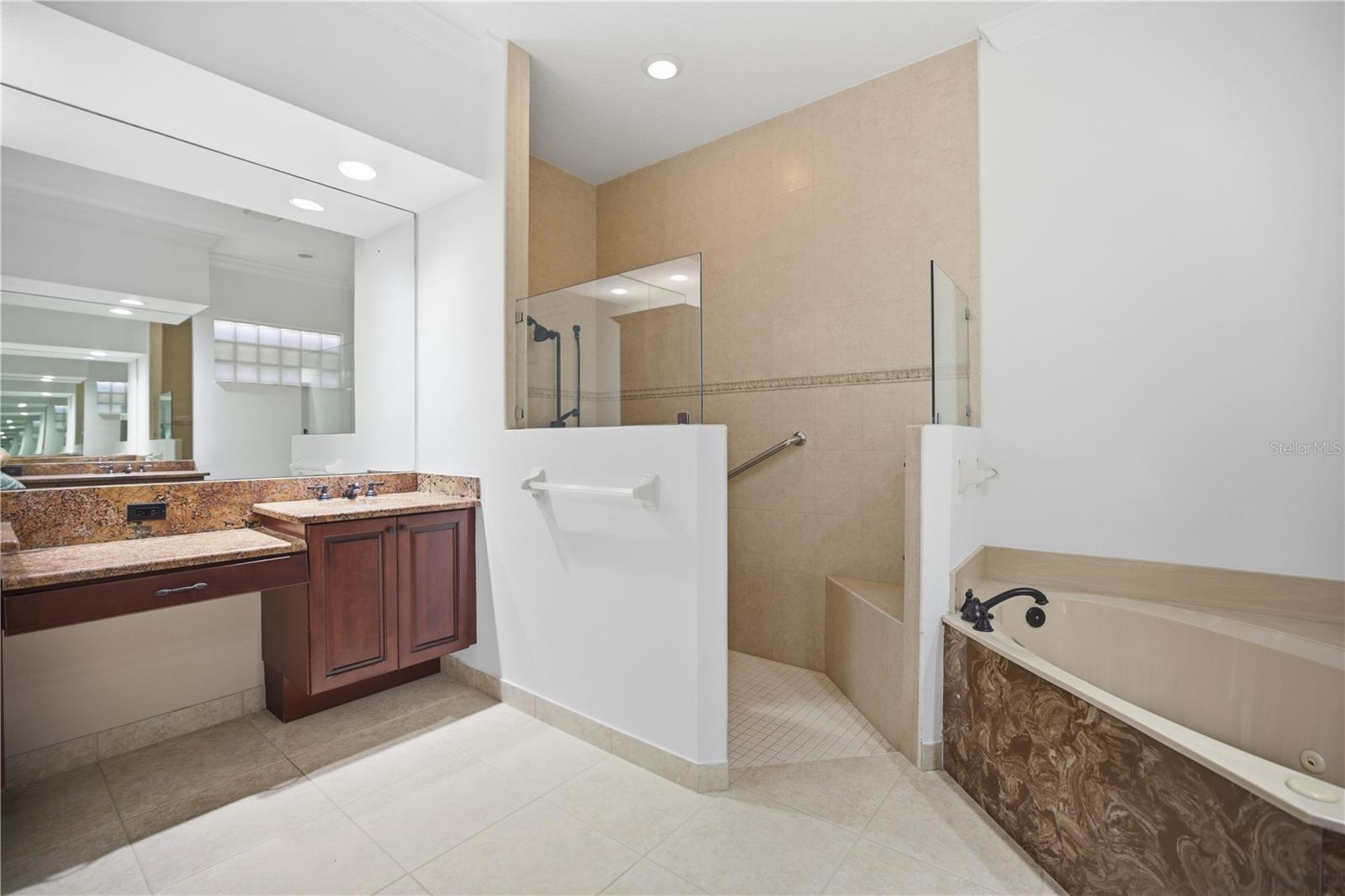 Image 23 of 45 For 6507 41st Court E