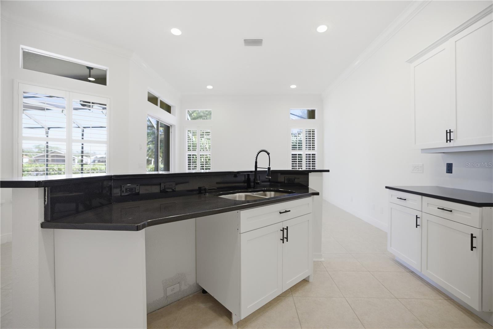 Image 7 of 45 For 6507 41st Court E