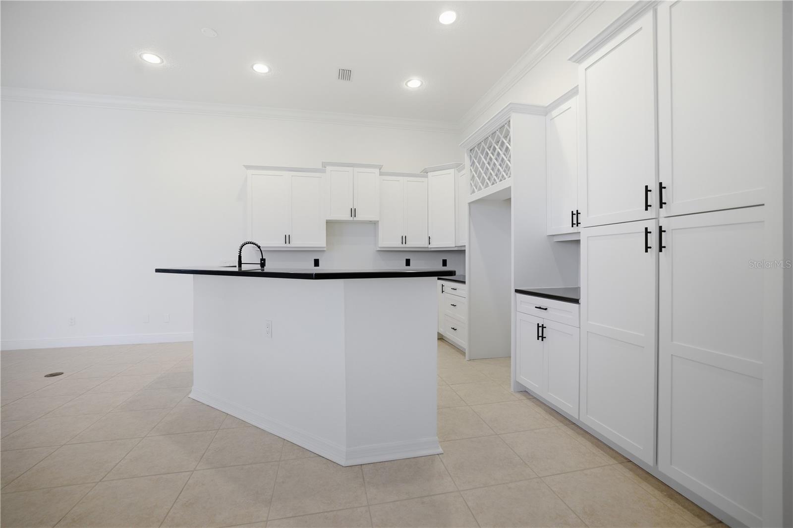 Image 9 of 45 For 6507 41st Court E