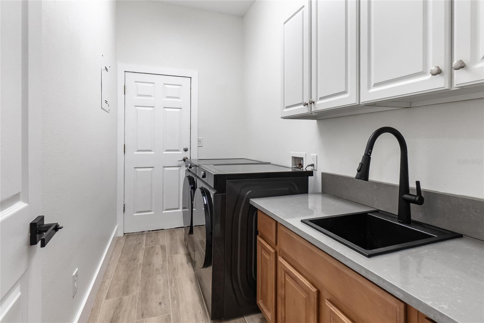 Image 10 of 47 For 12516 24th Street E