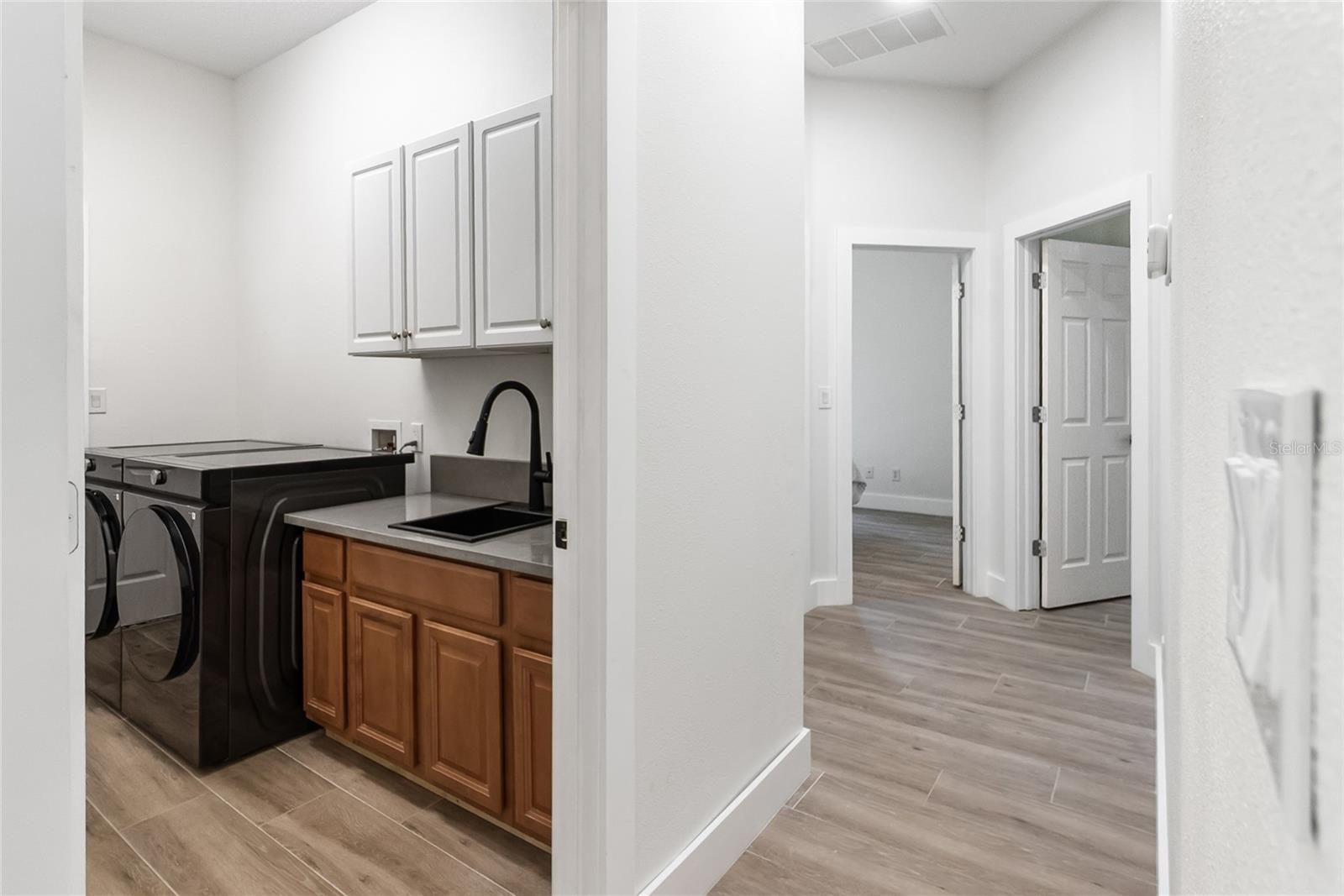 Image 14 of 47 For 12516 24th Street E