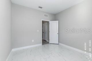 Image 32 of 51 For 17715 Cantarina Cove