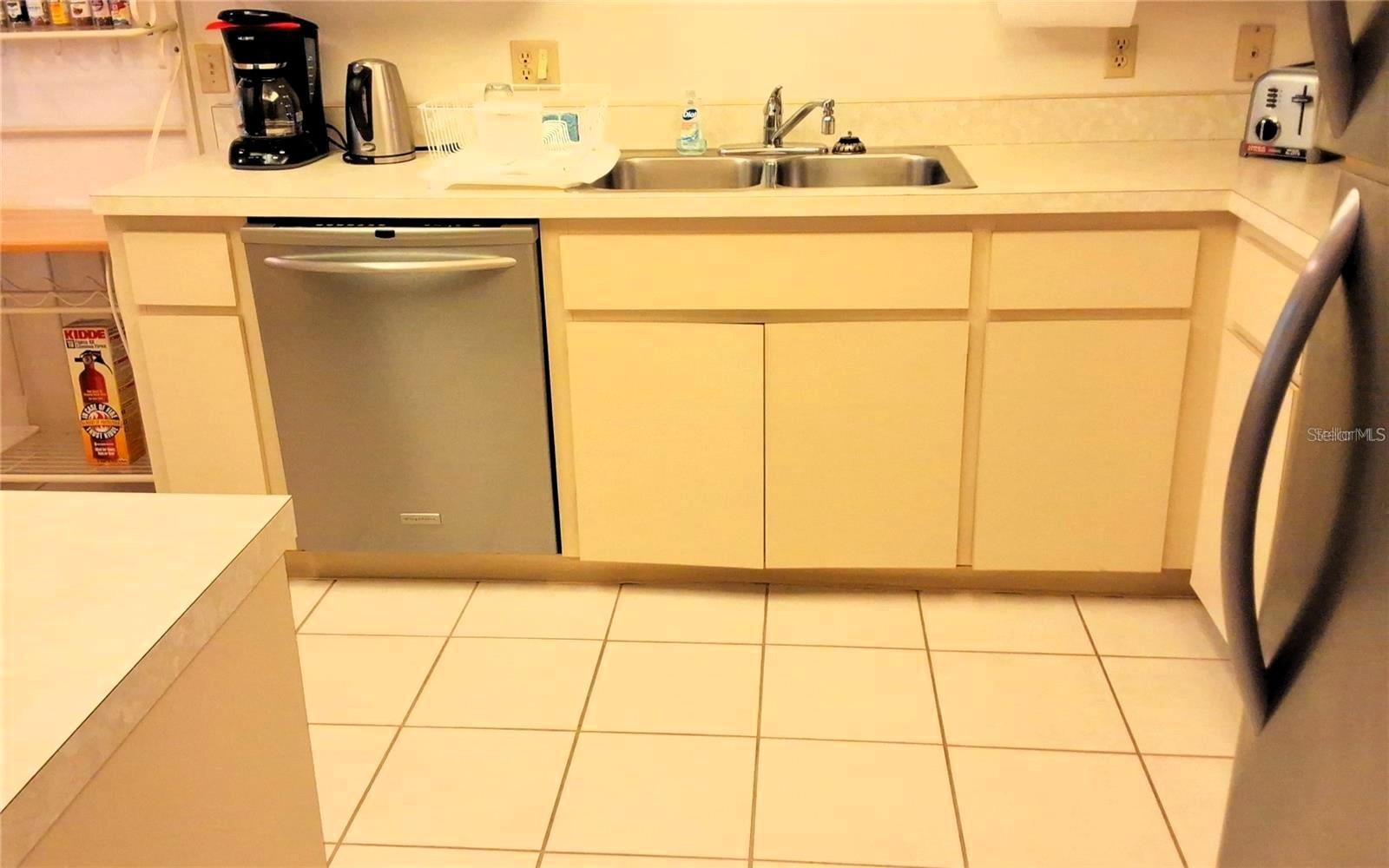 Image 11 of 36 For 6462 Wild Oak Bay Boulevard 245