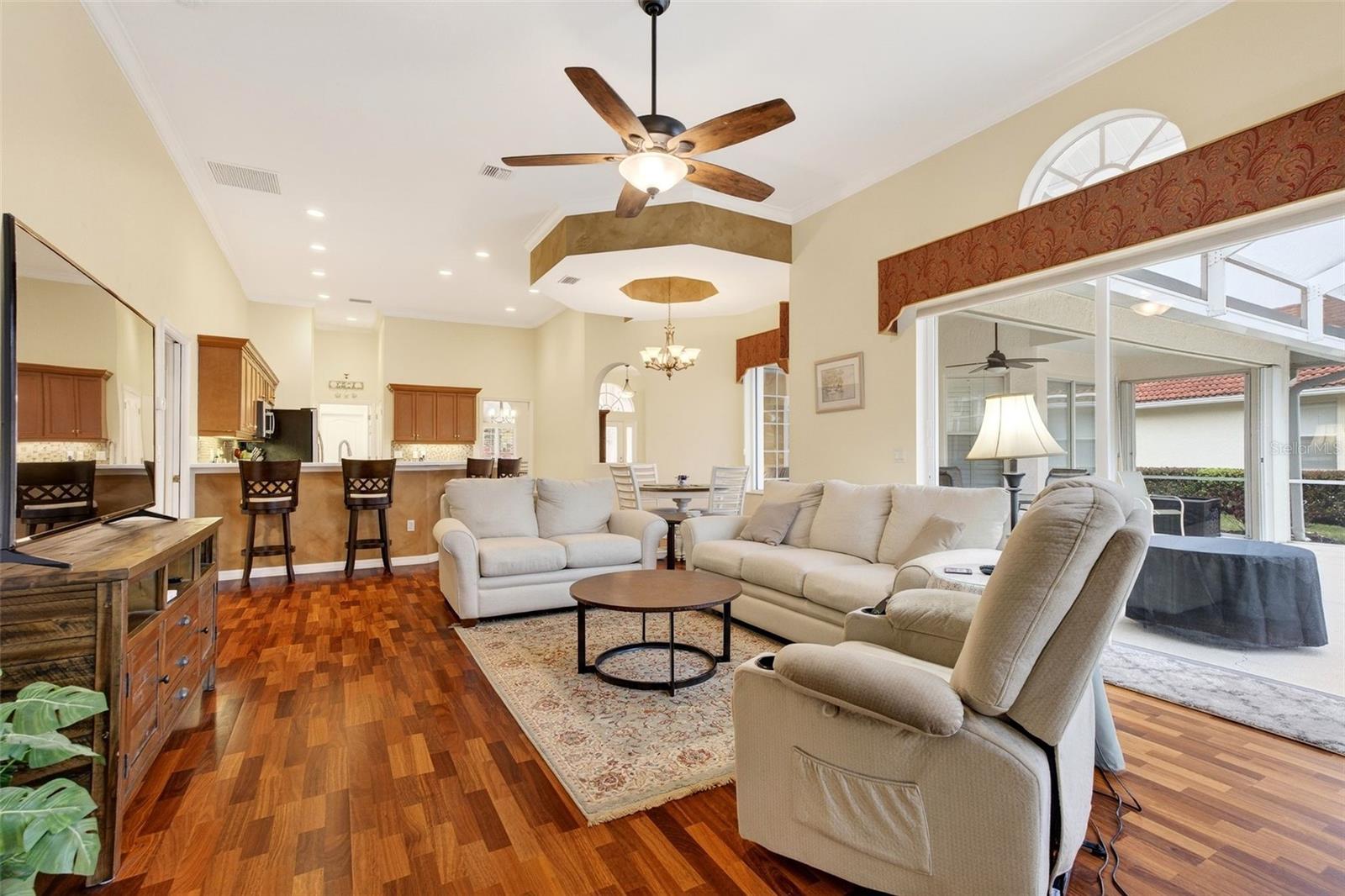 Image 26 of 54 For 4479 Via Del Villetti Drive