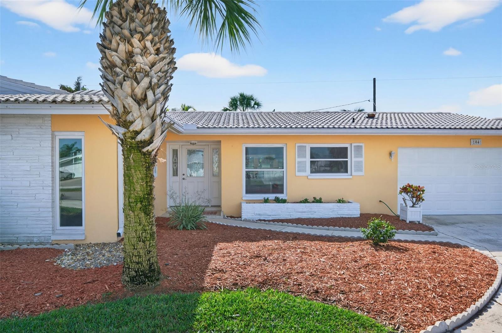 Image 11 of 69 For 104 22nd Street