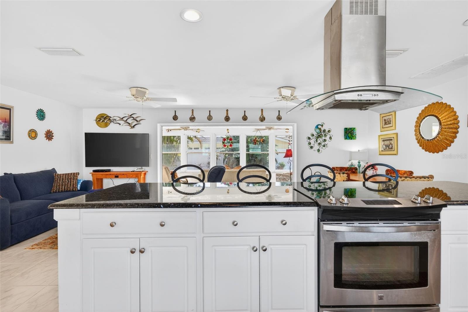 Image 23 of 69 For 104 22nd Street