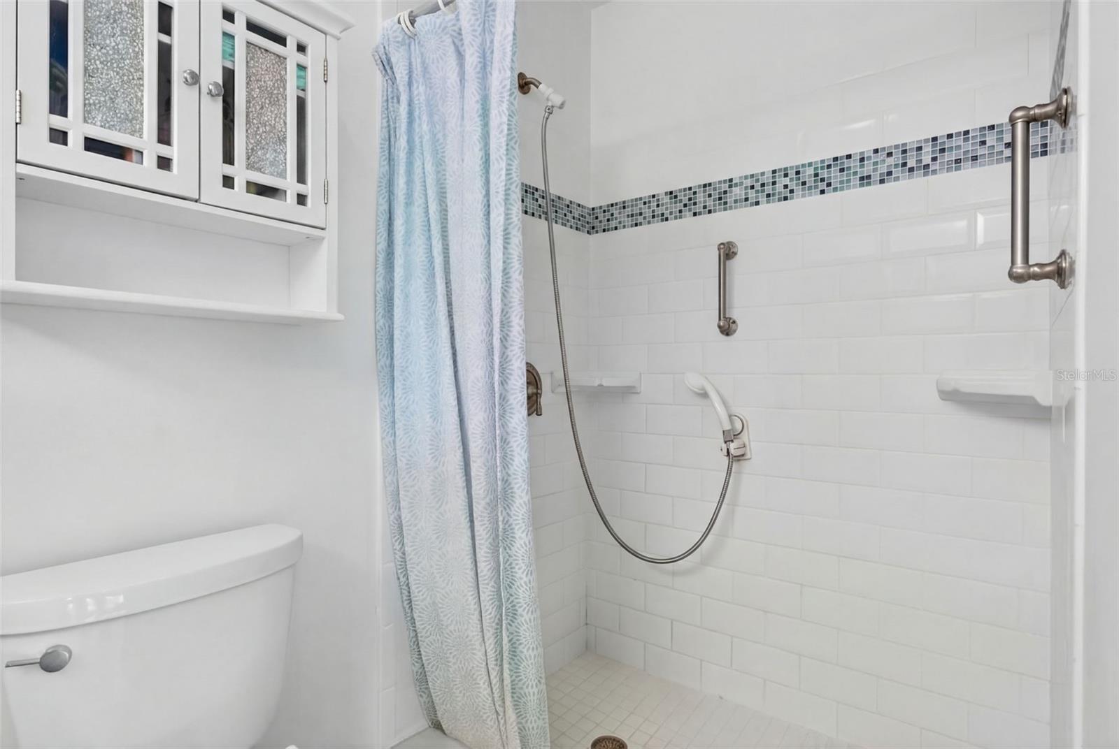 Image 34 of 69 For 104 22nd Street