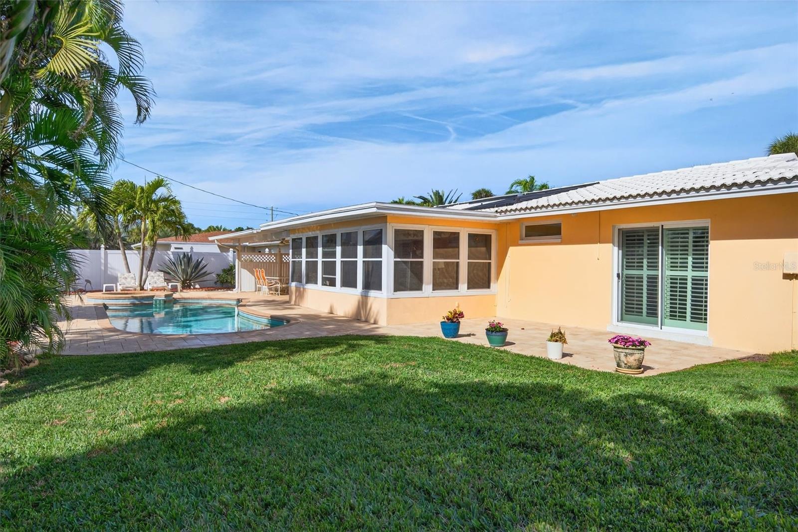 Image 52 of 69 For 104 22nd Street