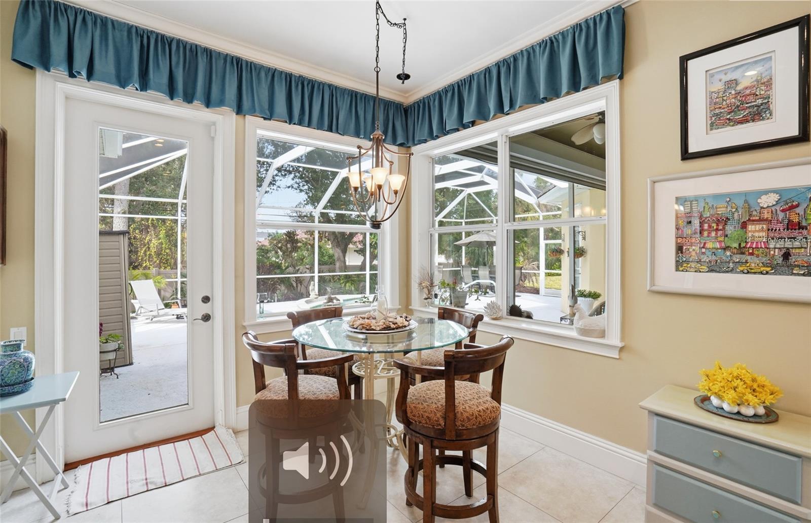 Image 18 of 62 For 4840 Jacaranda Heights Dr