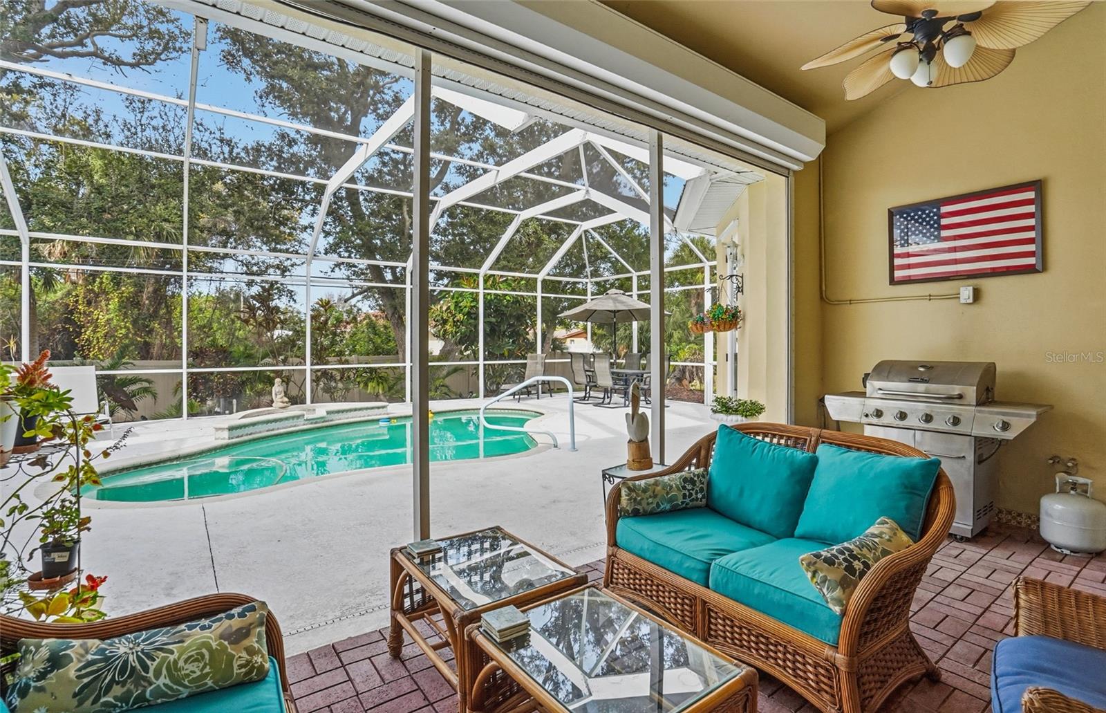 Image 44 of 62 For 4840 Jacaranda Heights Dr