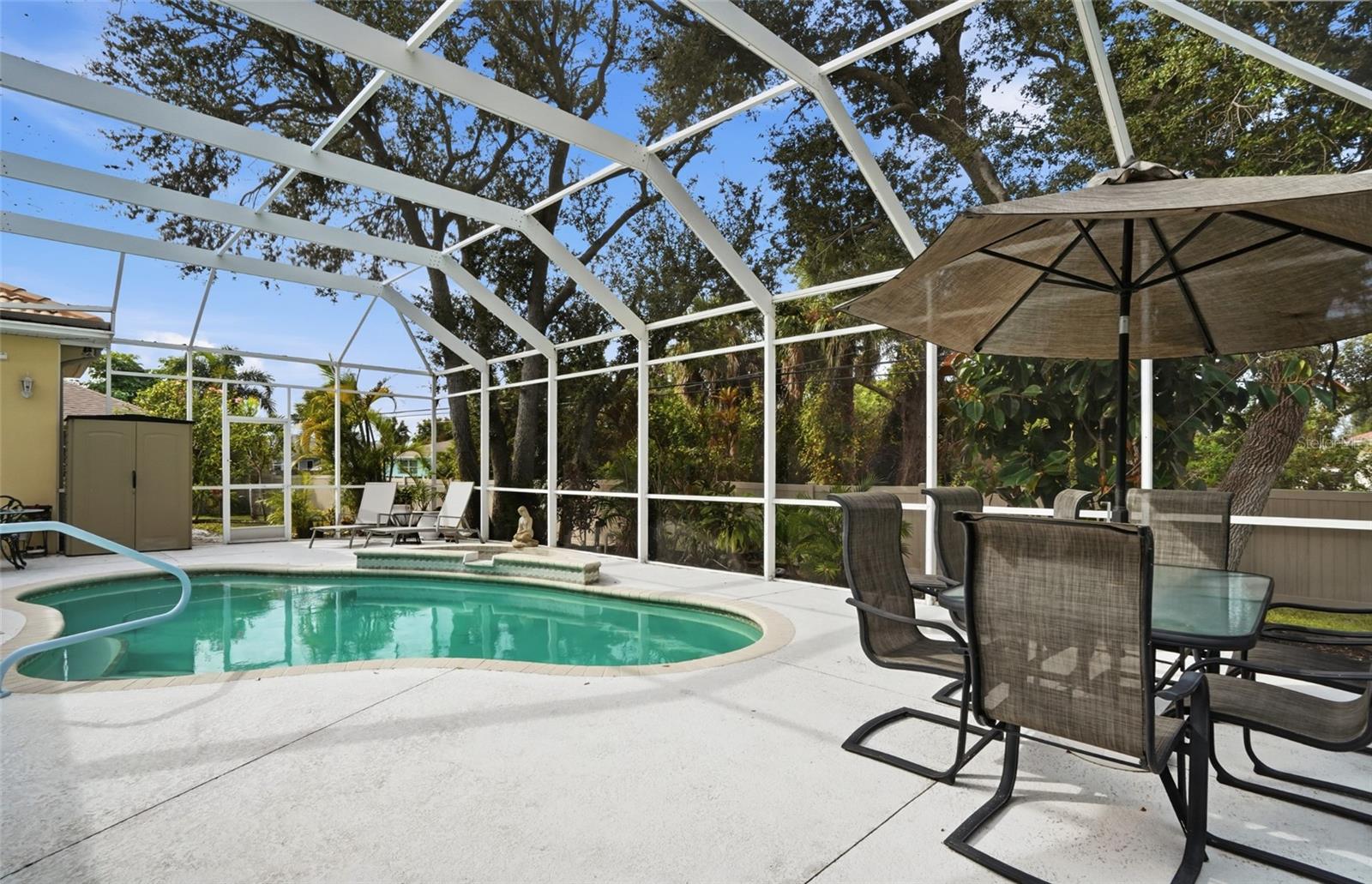 Image 47 of 62 For 4840 Jacaranda Heights Dr