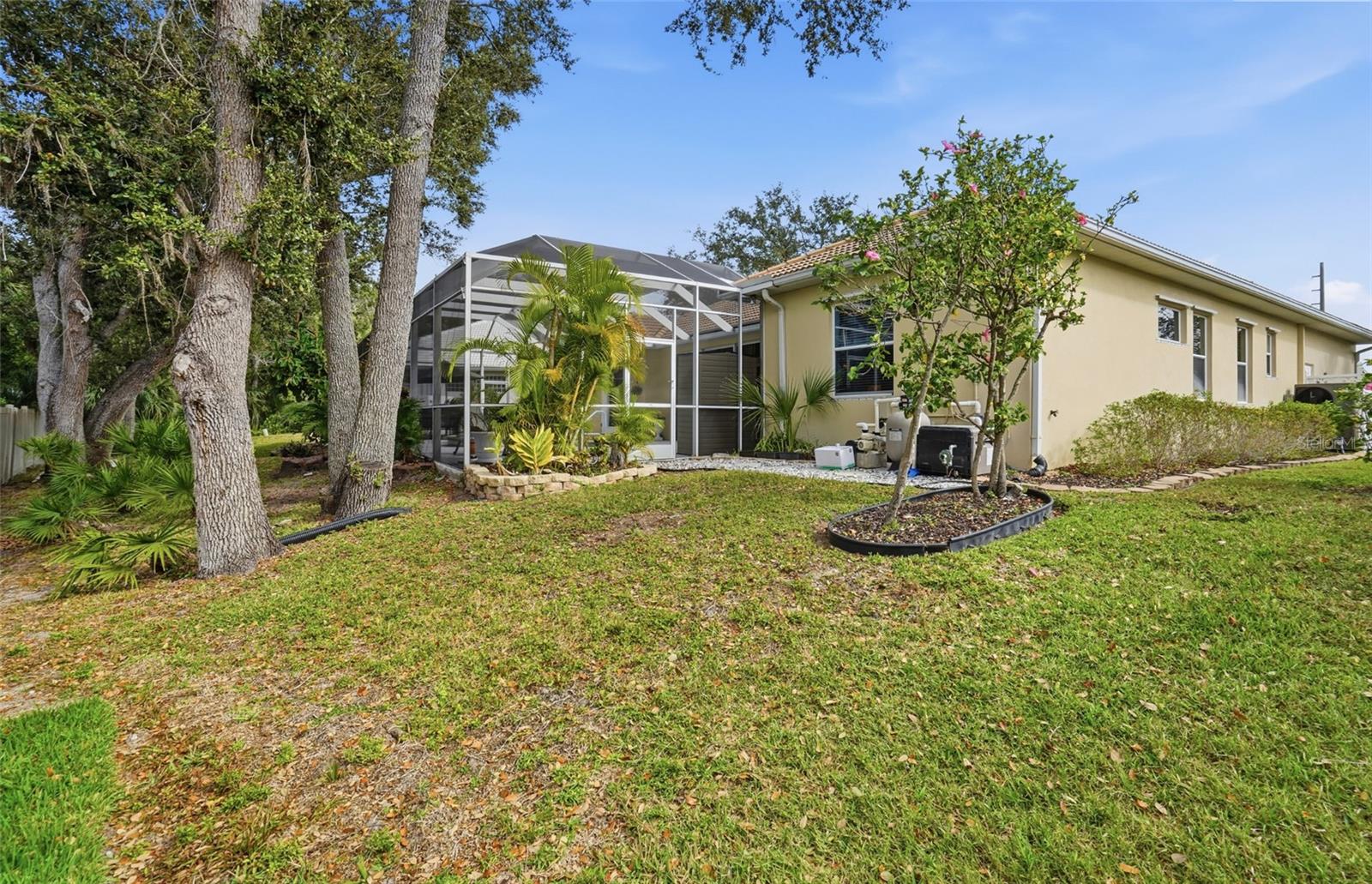 Image 49 of 62 For 4840 Jacaranda Heights Dr