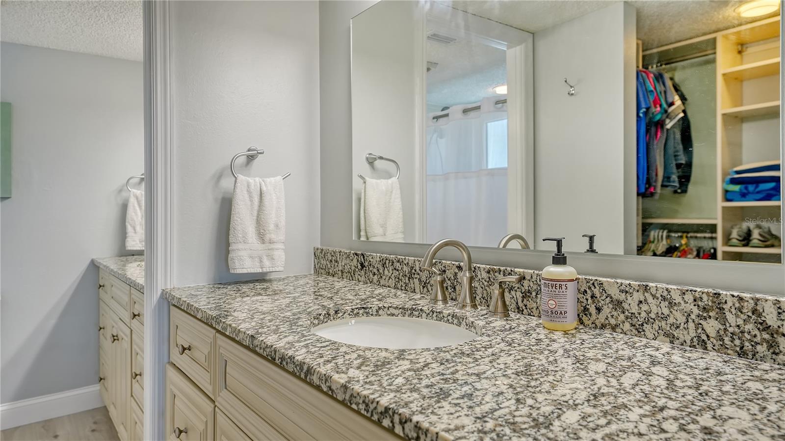 Image 17 of 31 For 108 9th Street S E