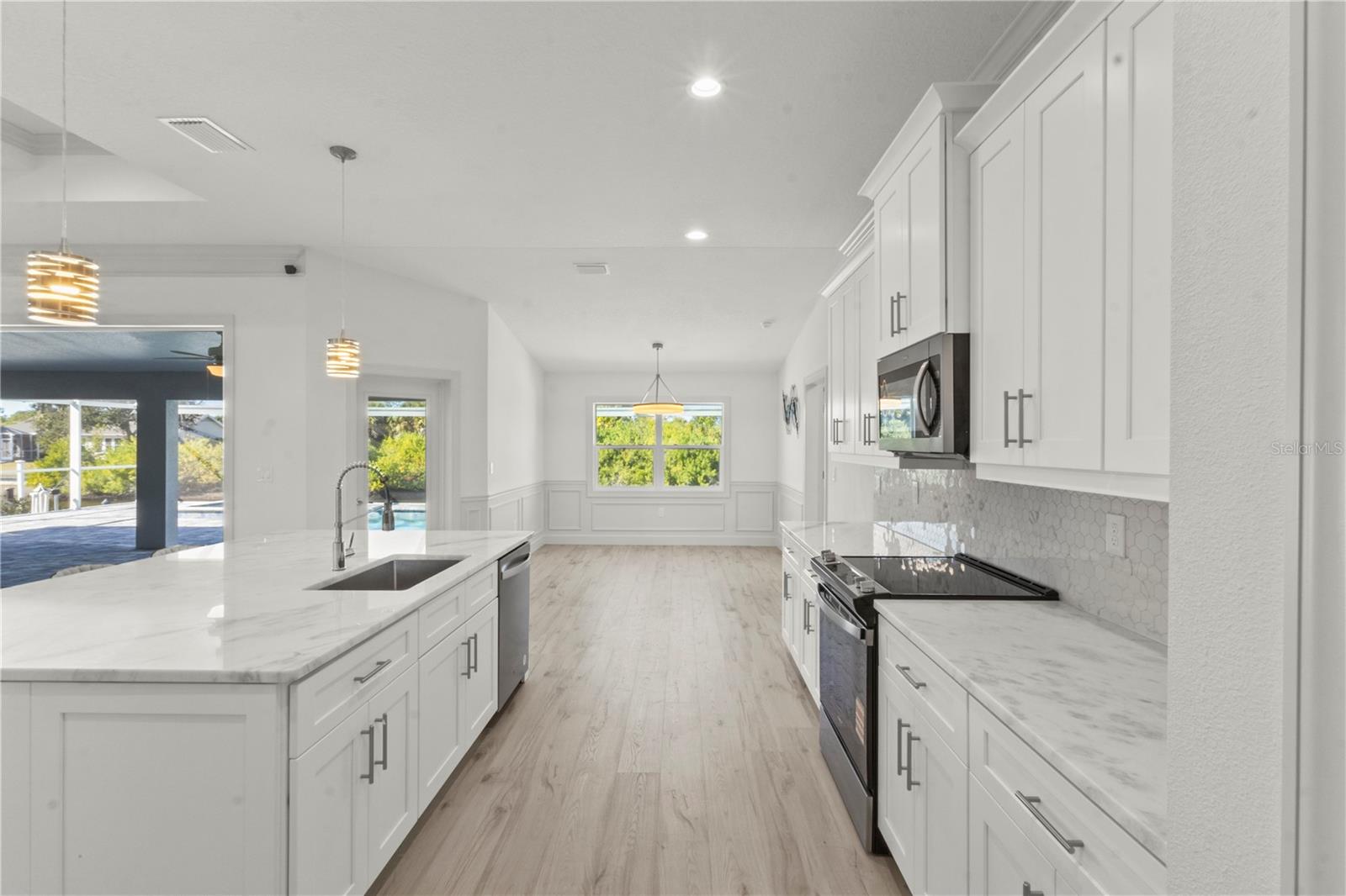 Image 16 of 59 For 2483 Herron Terrace