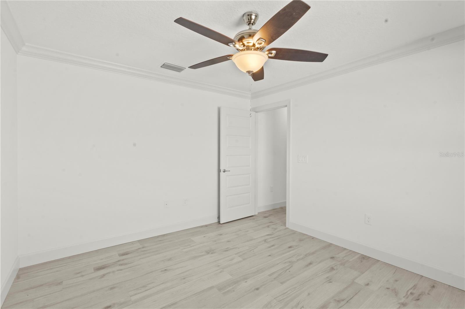 Image 31 of 59 For 2483 Herron Terrace