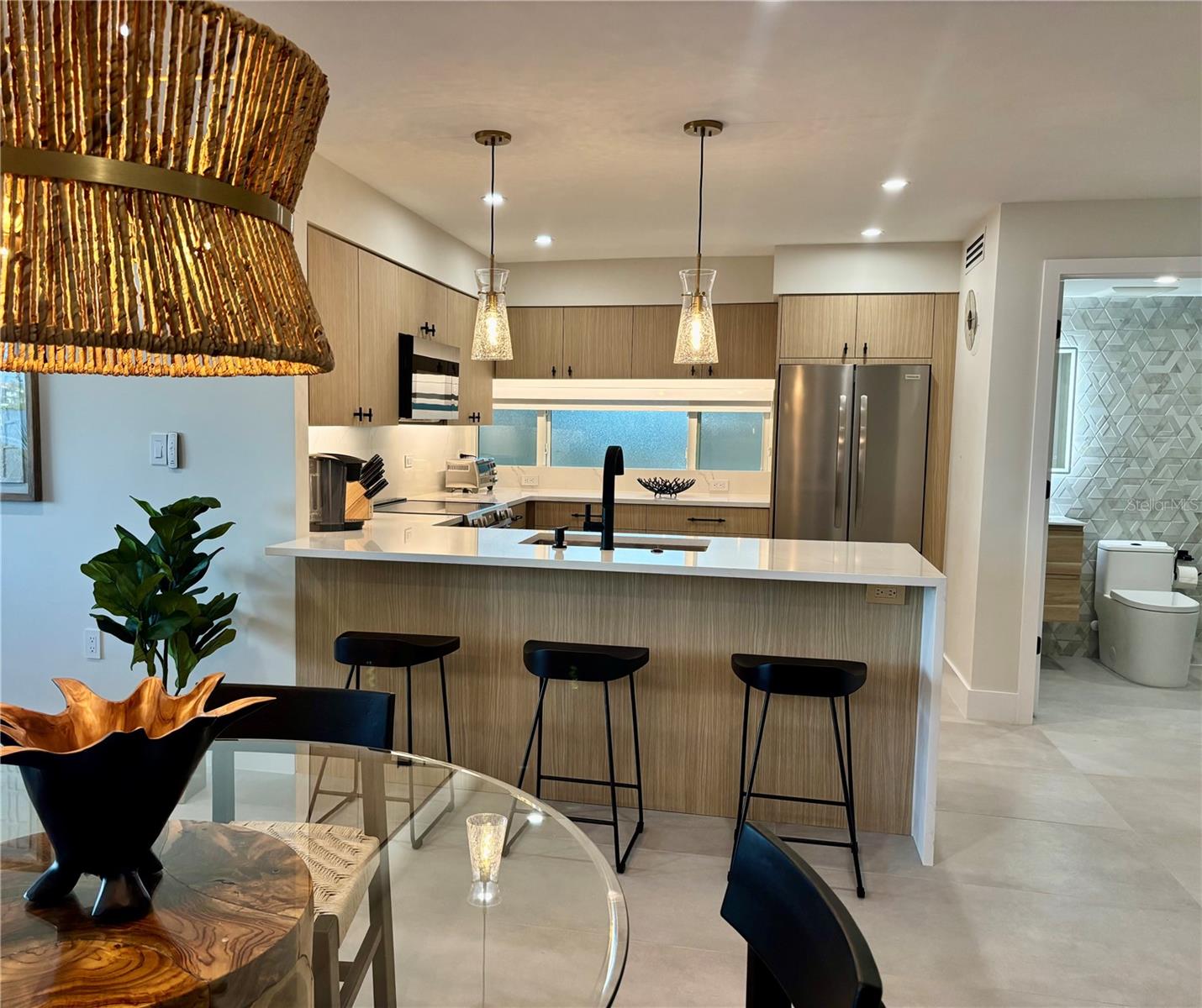 Image 7 of 54 For 6063 Peppertree Way 111