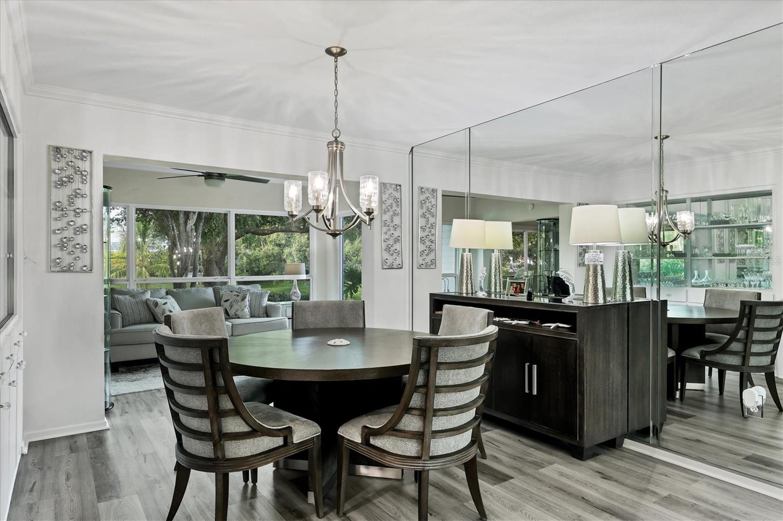 Image 21 of 64 For 1837 Upper Cove Terrace