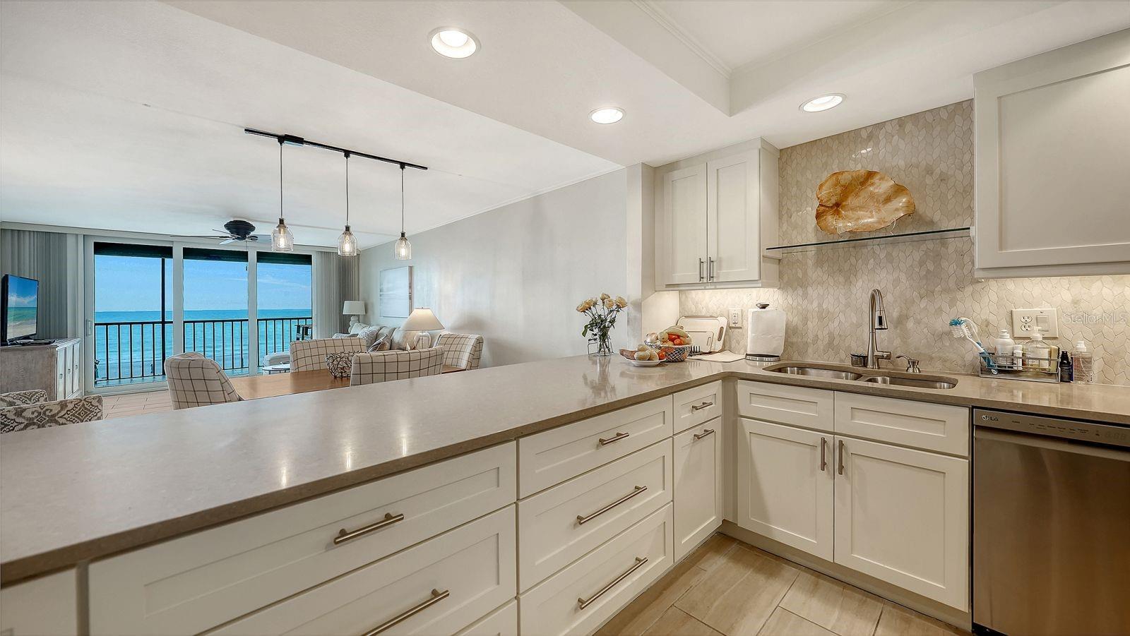 Image 7 of 70 For 2045 Gulf Of Mexico Drive M1-309