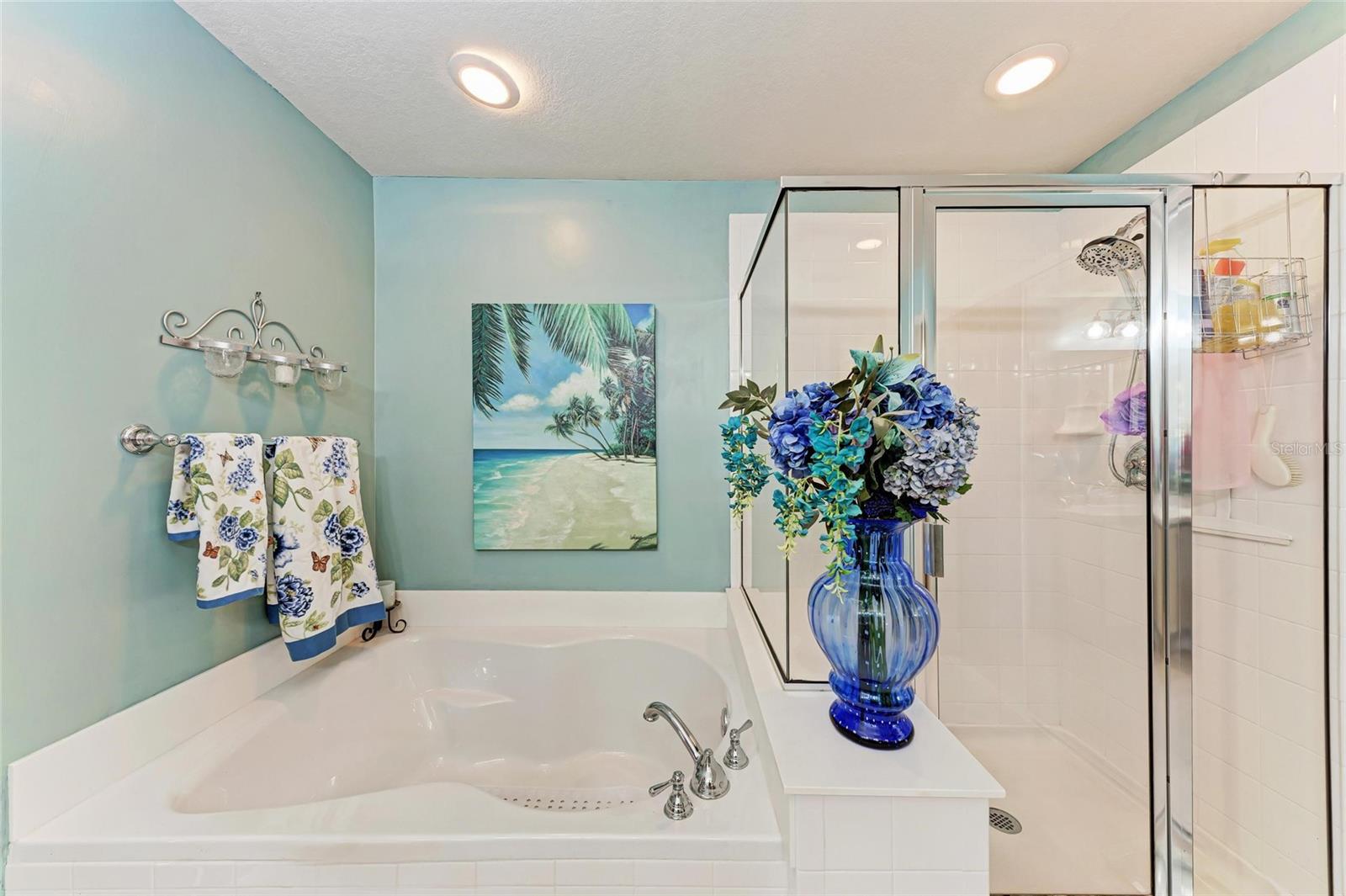 Image 21 of 75 For 23261 Banbury Way 501