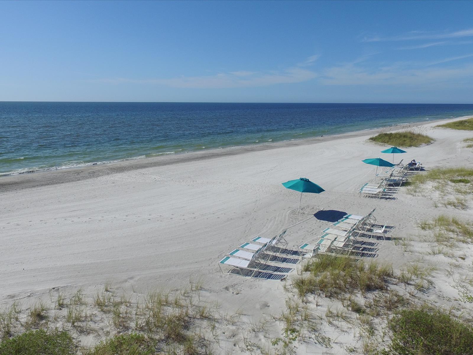 Image 34 of 45 For 4565 Bay Club Drive 27